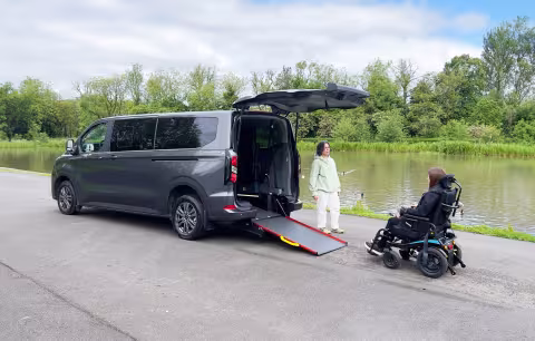 Ford Tourneo Custom Independance