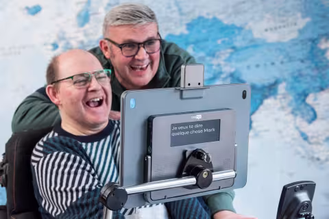 Tablette de communication Grid Pad 13 avec (ou sans) commande oculaire