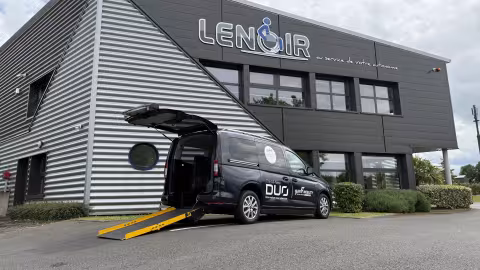 FORD TOURNEO DUO / VW CADDY MAXI DUO CONDUITE EN FAUTEUIL